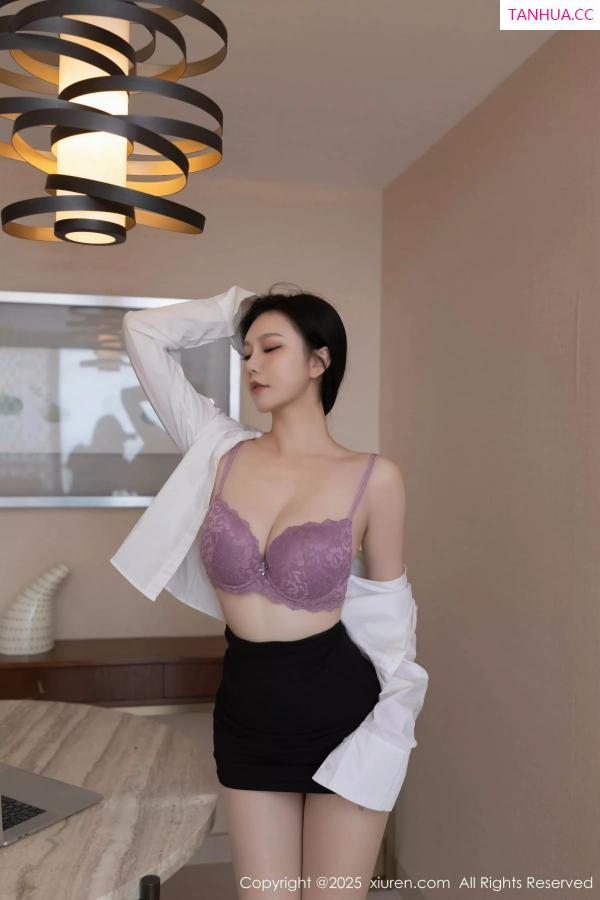 安然Maleah  [XiuRen]高清写真图 2025.04.01 No.10100 安然anran 海口旅拍第38张图片
